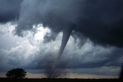 tornado-572504_640
